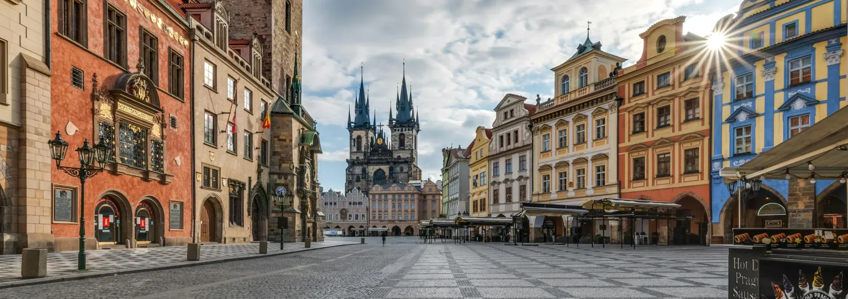 Staroměstské náměstí